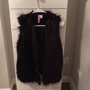 Black furry vest